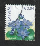 Sellos de Europa - Letonia -  957 - Anemonas azules