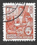Stamps Germany -  158 - Madre Enseñando Principios Marxistas