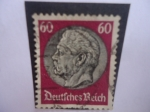 Stamps Germany -  alemania,Reino - Paul Von Hindenburg (1847-1934) - 2 veces presidente -Hindenburg en el Medallon.