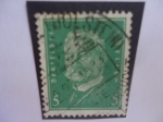 Stamps Germany -  Alemani, Reino - Paul Von Hindenburg (1847-1934) - 2 veces presidente - Serie:Presidentes de Aleman