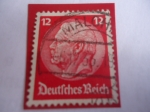 Stamps Germany -  Alemania, Reino - Paul Von Hindenburg (1847-1934)(medallón) -  2do. Presidente