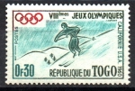 Stamps : Africa : Togo :  8th JUEGOS  OLÍMPICOS  DE  INVIERNO,  VALLE  PIEL  ROJA  DE  CALIFORNIA.  ESQUIADOR.