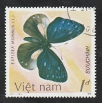 Sellos de Asia - Vietnam -  740 - Mariposa