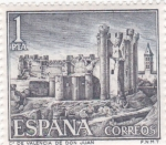 Sellos de Europa - Espa�a -  CASTILLO DE VALENCIA DE DON JUAN (42)