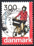 Stamps Denmark -  CARTERO  EN  BICICLETA1988