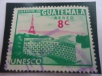 Stamps Guatemala -  Edificio Unesco y la Torre Eiffel-Paris.