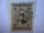 Stamps : Asia : Iran :  Ahmad Shad Qajar (1897-1930) Retrato en un Marco Morisco