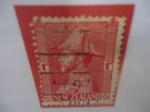 Stamps New Zealand -  New Zealand- Postage and Revenue - King George V, con Uniforme Militar.