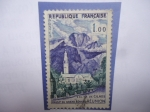 Stamps France -  Iglise de Cilaos- Massif du Grand Bénard- Reunion- Macizo de grand Bérnard- Serie_Turismo