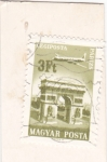 Stamps Hungary -  AVIÓN Y ARCO DEL TRIUNFO DE PARIS