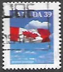 Stamps : America : Canada :  Bandera sobre nubes