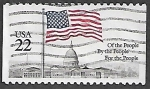Sellos de America - Estados Unidos -  Bandera sobre el Capitolio 