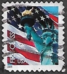 Stamps United States -  Bandera y estatua de la Libertad 