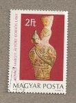 Stamps Hungary -  Cerámica por Margit Korsos, mujer con jarro