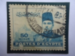 Sellos de Africa - Egipto -  King Farouk - Frente a la Ciudad del Cairo - Serie: Rey frente al Edificio-