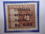 Sellos de America - Venezuela -  Timbre Fiscal-Sellos de Ingresos Sobrecargados - Correo Resellado Valor Valor Bs 0,05 sobre Bs 20