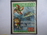 Stamps Venezuela -  Festival del Niño 1967 - Niño con Molinete.
