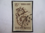 Sellos de America - Venezuela -  EE.UU. de Venezuela - Venezuela 15 cént. - Escudo de Arma y Escultura de Bolívar.