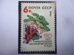 Sellos de Europa - Rusia -  URSS- 150°Aniversario del Jardín Botánico Nikitky - Árbol de Fresa.