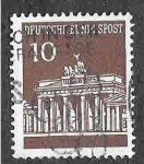 Stamps Germany -  952 - Puerta de Brandeburgo