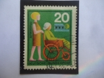 Stamps Germany -  Pflegehilfe - Ayuda de Cuidado - Servicios de Socorro Voluntario.