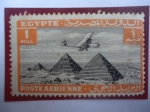 Stamps Egypt -  Pirámide Giza (Keops, Kefrén y Micerinos) -Sello de 1 Millieme Eg.