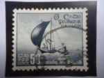 Stamps : Asia : Sri_Lanka :  Ceilán - Canoa con Vela - Sello de 50 Ctvos. Ceilanés, año 1958