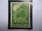 Stamps Denmark -  Símbolos de Libertad -Sello en Memoria de la Lucha Danesa por la Libertad de Dinamarca.