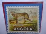 Stamps : Africa : Angola :  Leopardo - Panthera Pardus Shoortridgel - Serie: Fauna Africana- Sello de 5 Ctvos. Angoleño.