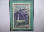Stamps France -  Eglise de Cilaos - Massif Du Grand Bernard - Reunión - Serie: Turismo.