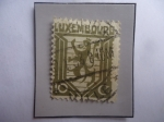 Stamps : Europe : Luxembourg :  Números - Escudo de Armas- Versión Modernizada del Clásico escudo de Armas de Luxemburgo