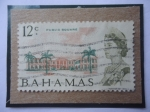 Stamps : America : Bahamas :  Public Square- Plaza principal en la Capital Nasáu - Queen Elizabeth II - Sello de 12 Ct. Bahameño.