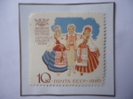 Stamps Russia -  USSR- Trajes nacionalesde Lithuanian - Costumbres - Sello de 10 Kopek Ruso, año 1960.