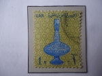 Stamps Egypt -  UAR-República Árabe Unida- Botella de Vidrio cuello Largo Decorada- Arte Egipcio- Sello de1 Millieme