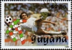 Stamps Guyana -  Copa del Mundo de Fútbol 1990, Patada en bicicleta