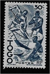 Stamps Togo -  Extrayendo aceite de palma (1947), Extrayendo aceite de palma