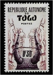 Sellos de Africa - Togo -  Casco Konkomba (1957)