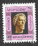 Stamps Iraq -  765 - Cabeza de un Dios