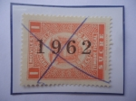 Stamps Ecuador -  Escudo de Armas- Serie: Ingresos 1962 (Revenue)- Sello Sobrestampado  con 1962.