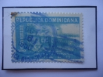 Stamps Dominican Republic -  Hotel Montana -La Vega R.D- Sello de 5 Ctvos. Oro-Año 1950- Serie:Hoteles.