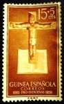 Stamps Spain -  Guinea española. Pro indígenas. Crucifijo