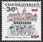 Sellos de Europa - Checoslovaquia -  30th Intl. Carrera de bicicletas por la paz Varsovia-Berlín-Praga, Ciclistas en Varsovia