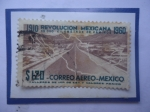 Stamps Mexico -  50°Aniversario de la Revolución Mexicana (1910-1960)- 45.000 Kilómetros de Caminos-Sello de 1,20 Año
