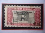 Stamps Bolivia -  IV Cent. de la Fundación de la Paz-Puerta del Sol-Sobrtasa de Bs700 sobre 0,20Ct. Año 1957.