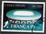 Stamps : Africa : S�o_Tom�_and_Pr�ncipe :  Copa del Mundo de Fútbol 1998, Stade de France
