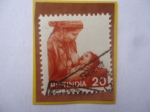 Stamps India -  Madre alimentando al Niño - Sello de 20 paisa Indio, año 1981.