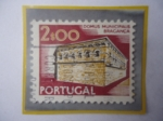 Sellos de Europa - Portugal -  Domus Municipalis-Casa Municipal de Braganca-Arquitectura Románica del S.XII (en Pentágono irregular