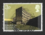 Sellos de Europa - Reino Unido -  657 - Edificio de Ciencias Físicas
