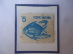 Stamps India -  Hilsa, Palometa y Langostino - Sello de 5 Paisa, año 1979