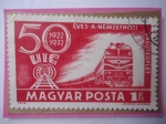 Sellos de Europa - Hungr�a -  Tren con Locomotora Diesel-Tipo M-62-Emblema-50 años de la Unión Internacional de Ferrocarriles.